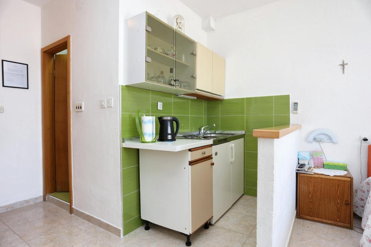 Apartments By The Sea Marusici, Omis - 1024 Mimice Εξωτερικό φωτογραφία