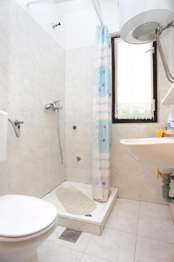 Apartments By The Sea Marusici, Omis - 1024 Mimice Εξωτερικό φωτογραφία
