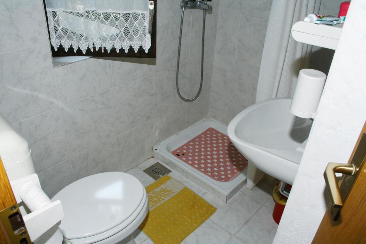 Apartments By The Sea Marusici, Omis - 1024 Mimice Εξωτερικό φωτογραφία