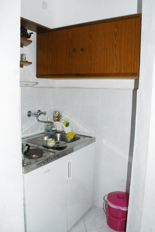 Apartments By The Sea Marusici, Omis - 1024 Mimice Εξωτερικό φωτογραφία